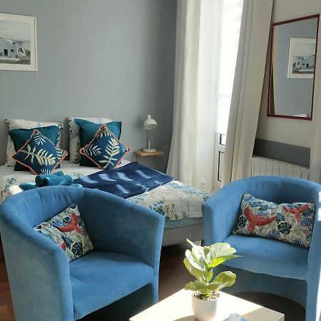 Studio Balcon De La Place Динан Екстериор снимка